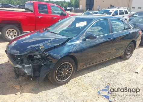 2016 Toyota Camry Le z USA, uszkodzony, nr VIN 4T1BF1FK8GU502078